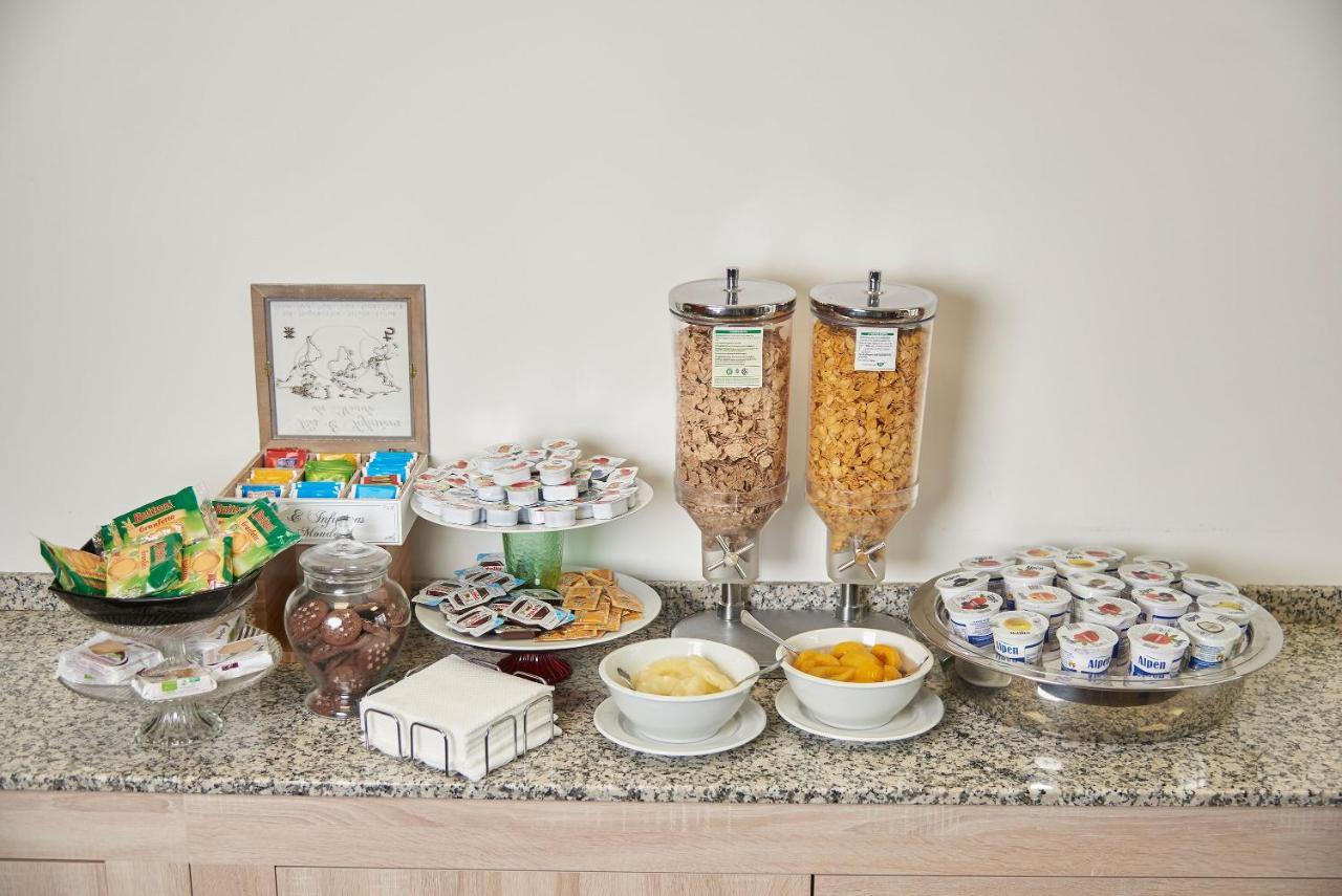 מרתה Hotel Relais Del Lago מראה חיצוני תמונה